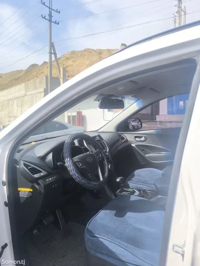 Hyundai Santa Fe 2015 · 2.0 AT