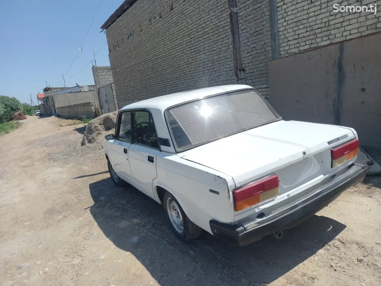 Lada (ВАЗ) 2107 2001 · 0.6 MT