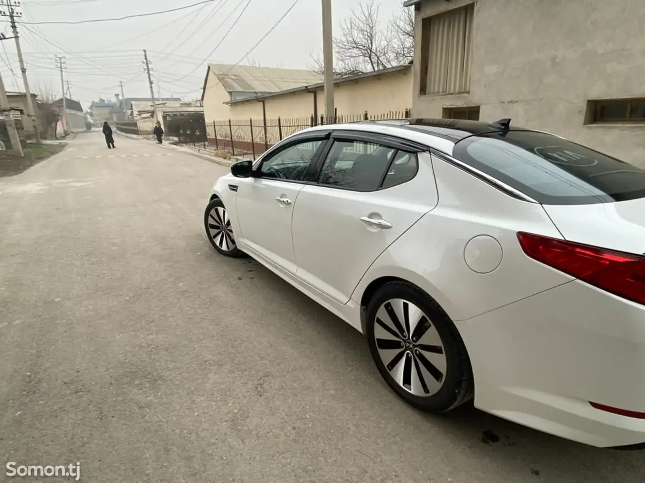 Kia K5 2011 · 2.0 AT