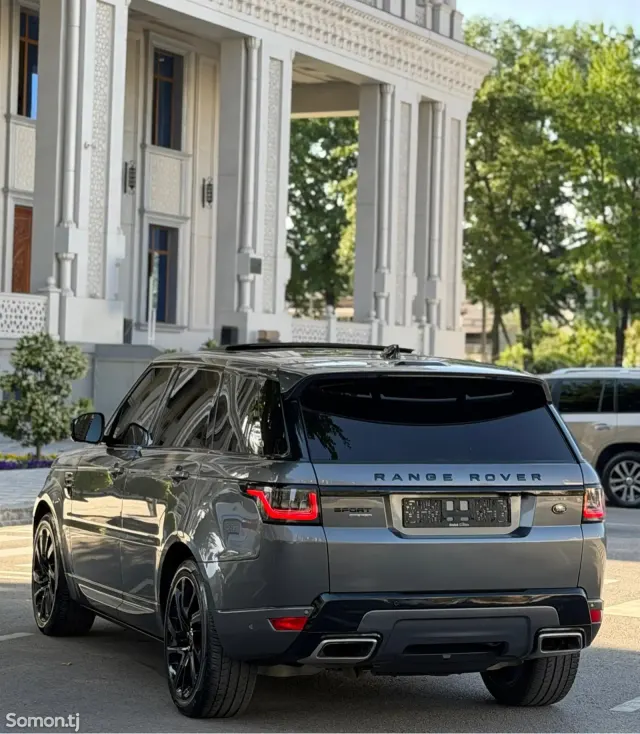 Land Rover Range Rover Sport 2019 · 3.0 AT