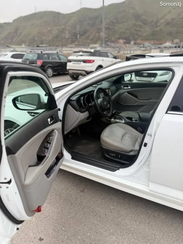 Kia Optima 2014 · 2.4 AT