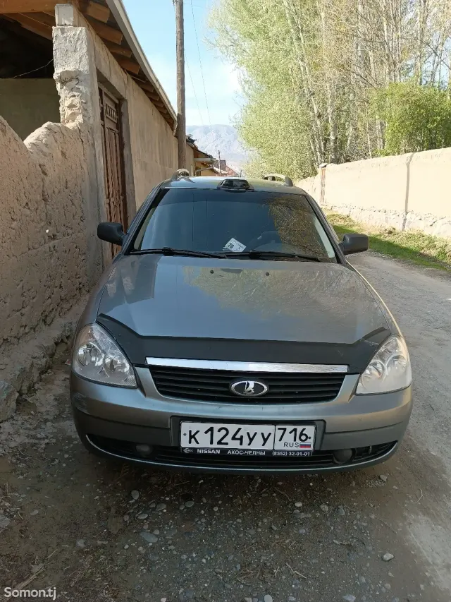 Lada (ВАЗ) Priora 2010 · 1.8 MT