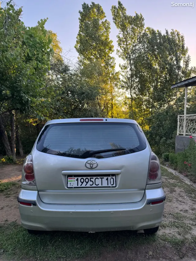 Toyota Verso 2007 · 2.2 MT