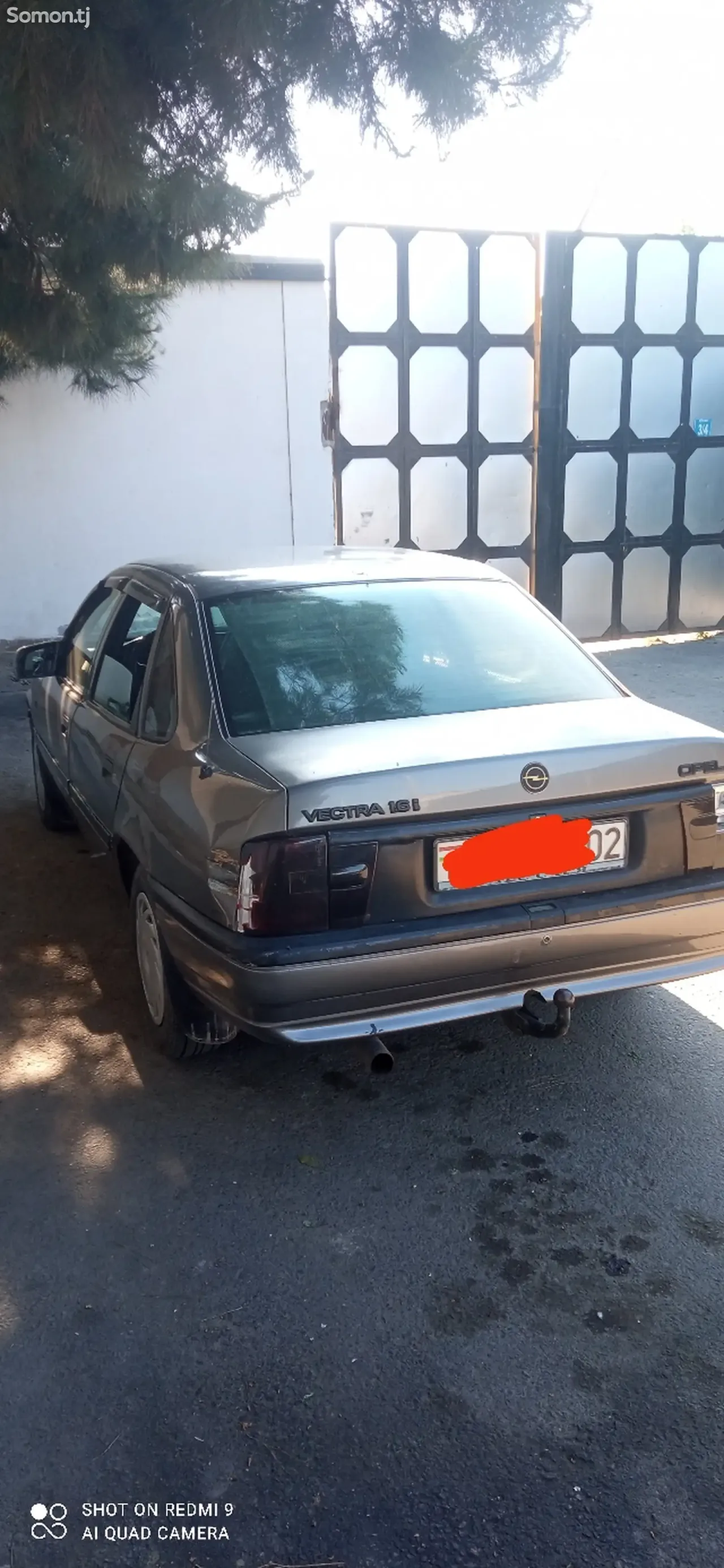 Opel Vectra A 1991 · 1.6 MT