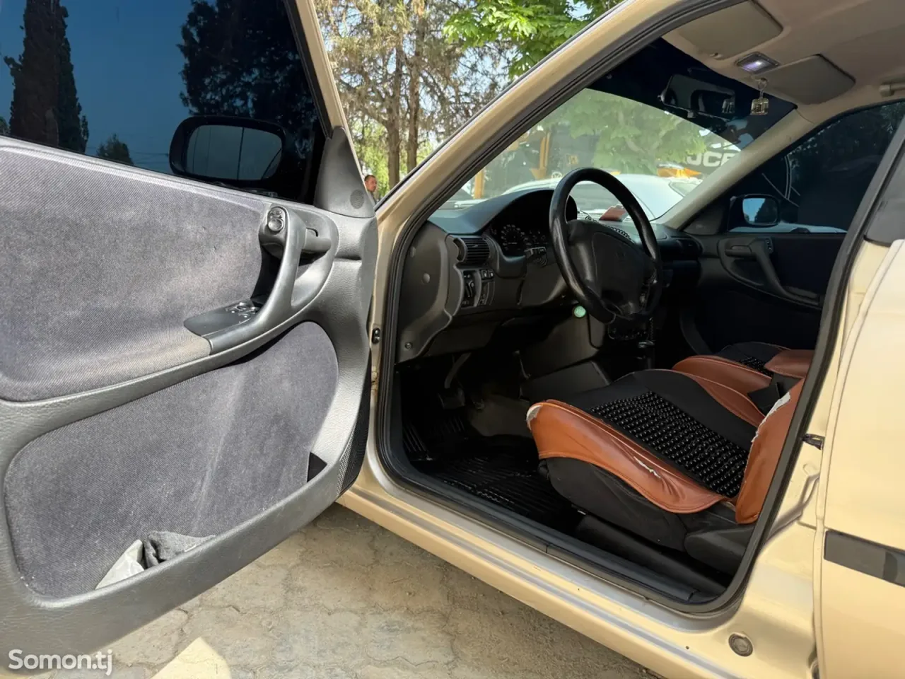 Opel Astra F 1998 · 1.6 AT