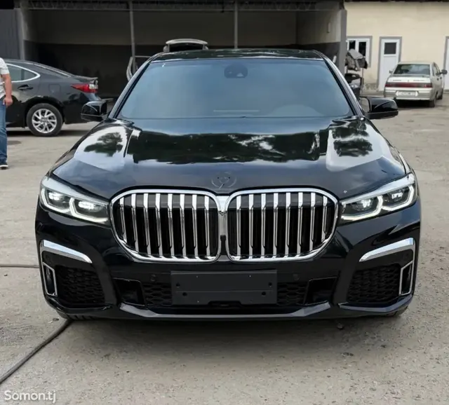 BMW 7 series 2011 · 3.0 AT