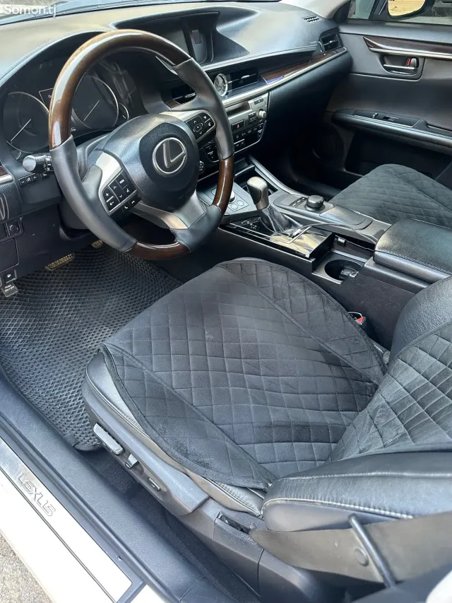 Lexus ES series 2016 · 3.0 AT