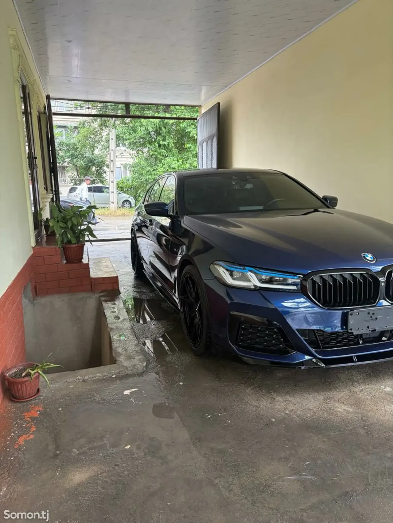 BMW 5 series 2017 · 2.0 AT