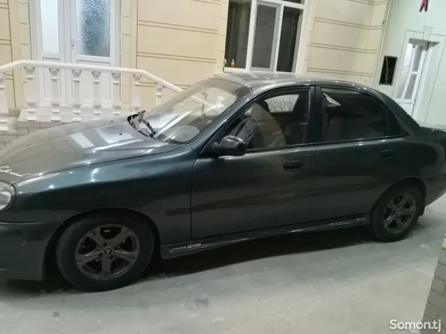 Daewoo Lanos 1996 · 1.6 AT
