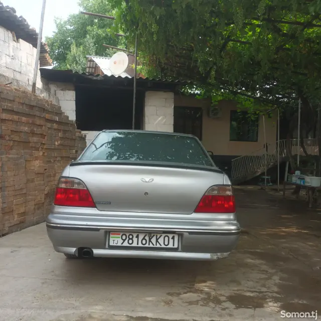 Daewoo Nexia 1995 · 1.6 MT