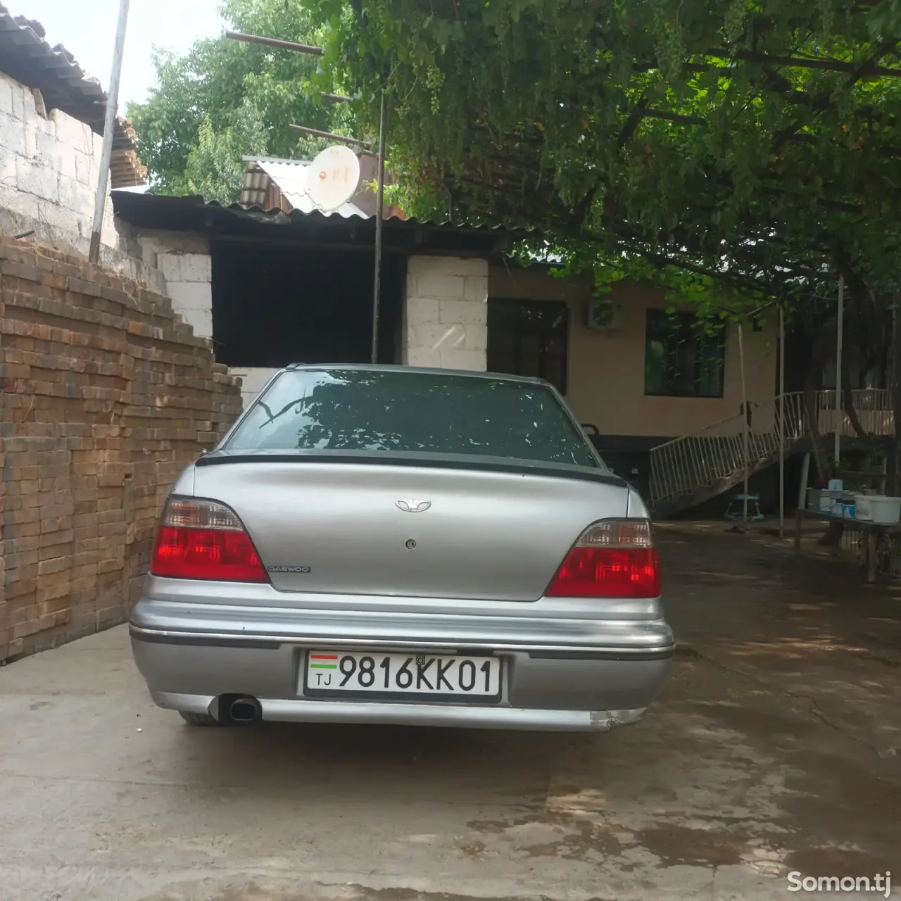 Daewoo Nexia 1995 · 1.6 MT