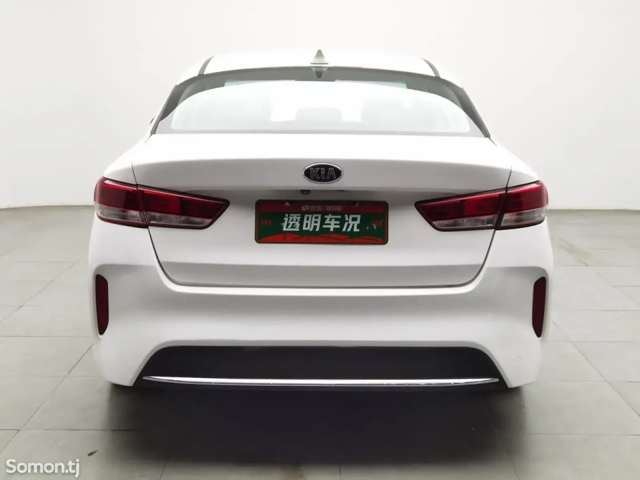 Kia K5 2016 · 2.0 AT