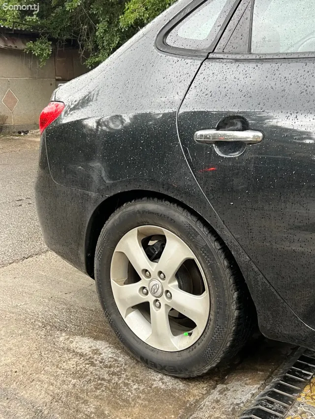 Hyundai Avante 2007 · 1.6 AT