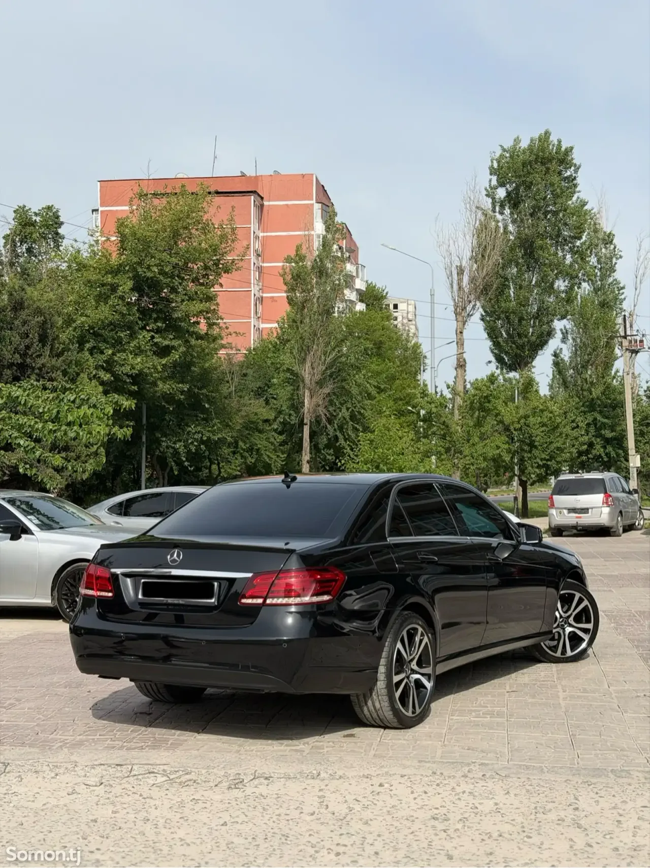 Mercedes-Benz E class 2014 · 2.0 AT