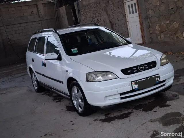 Opel Astra G 1999 · 1.6 MT