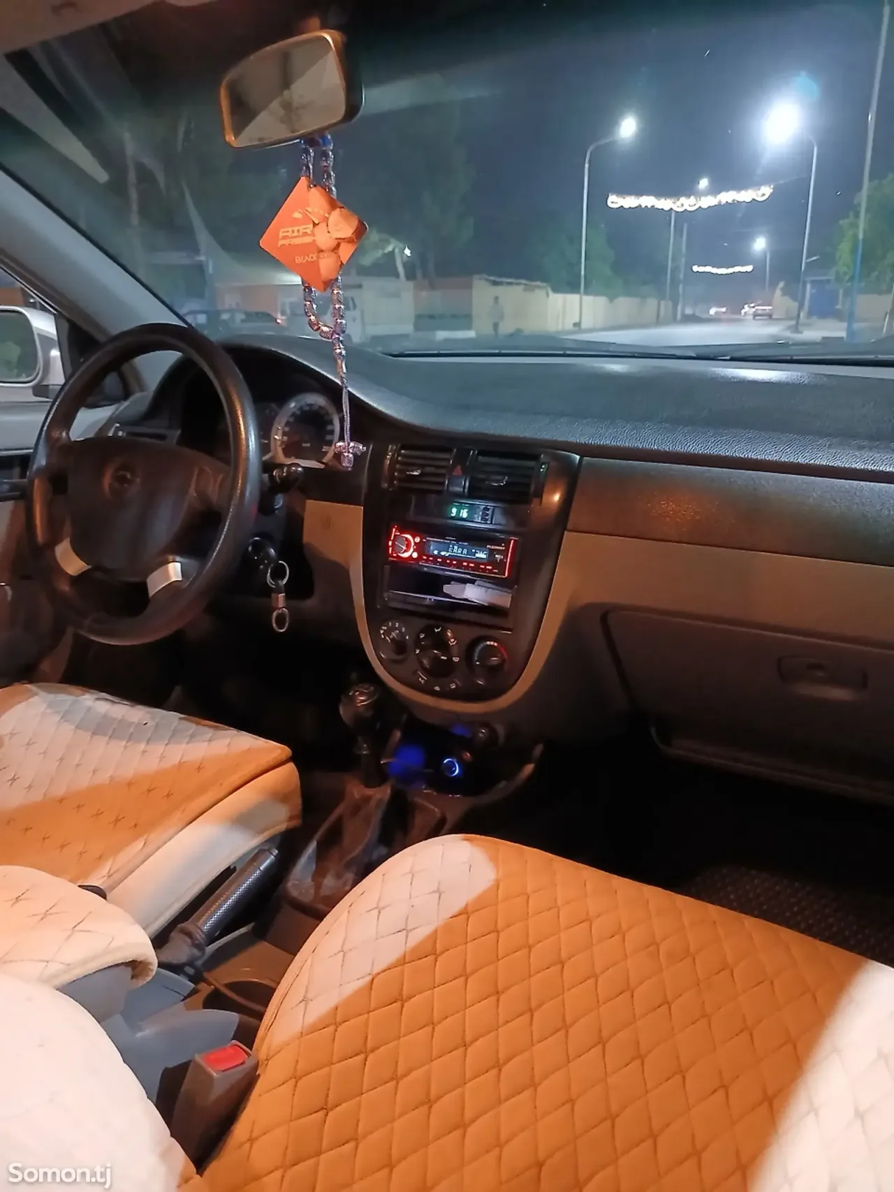 Chevrolet Lacetti 2008 · 1.6 MT