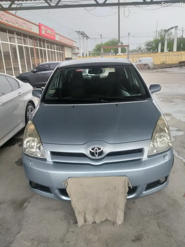 Toyota Verso 2006 · 1.8 MT