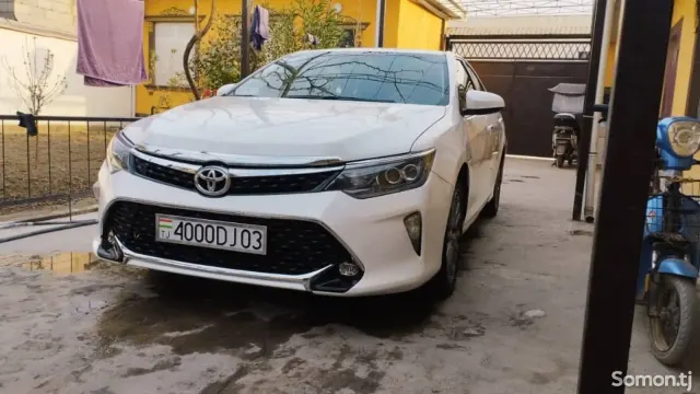 Toyota Camry 2012 · 2.5 AT