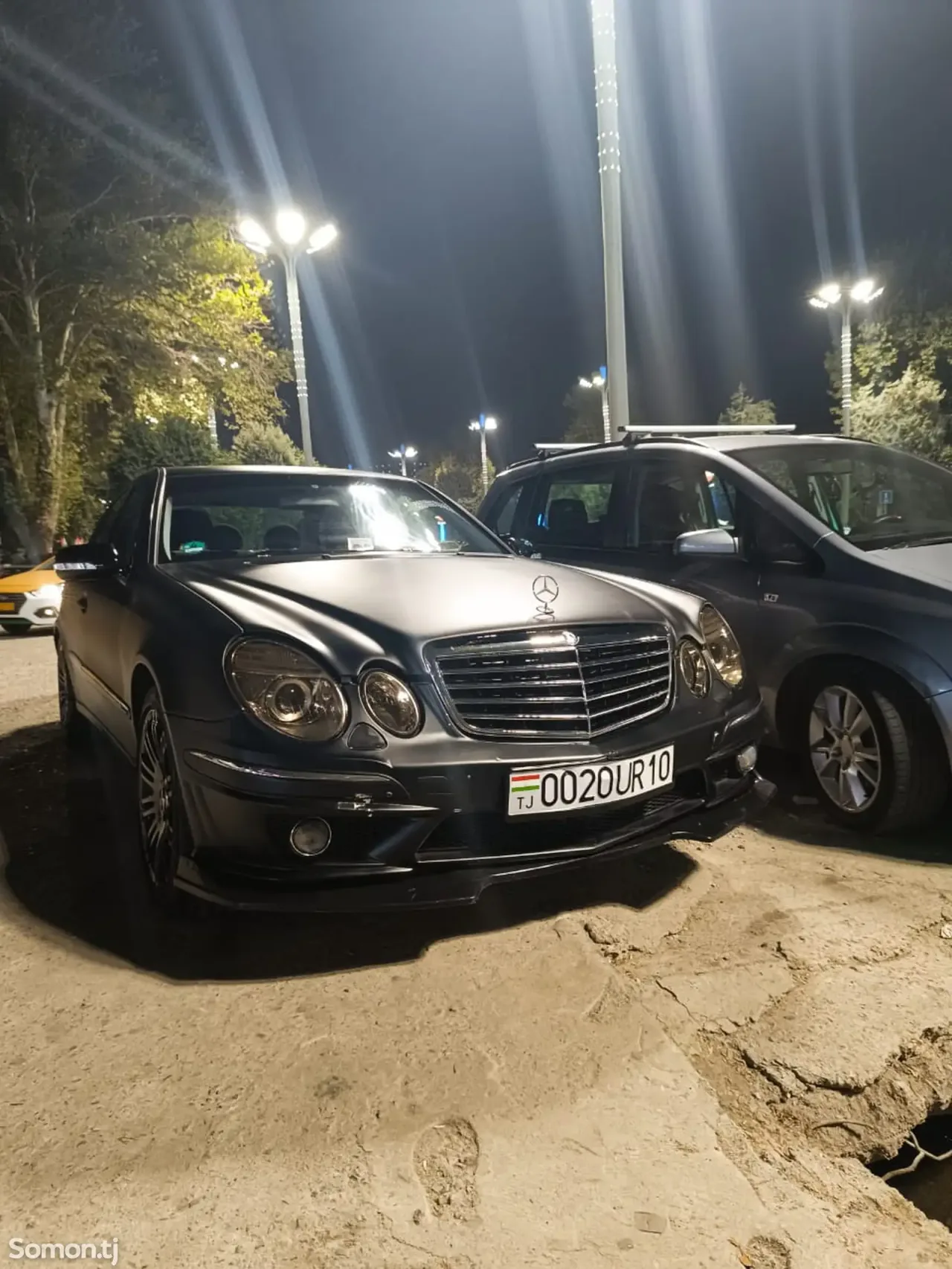 Mercedes-Benz E class 2004 · 2.8 AT
