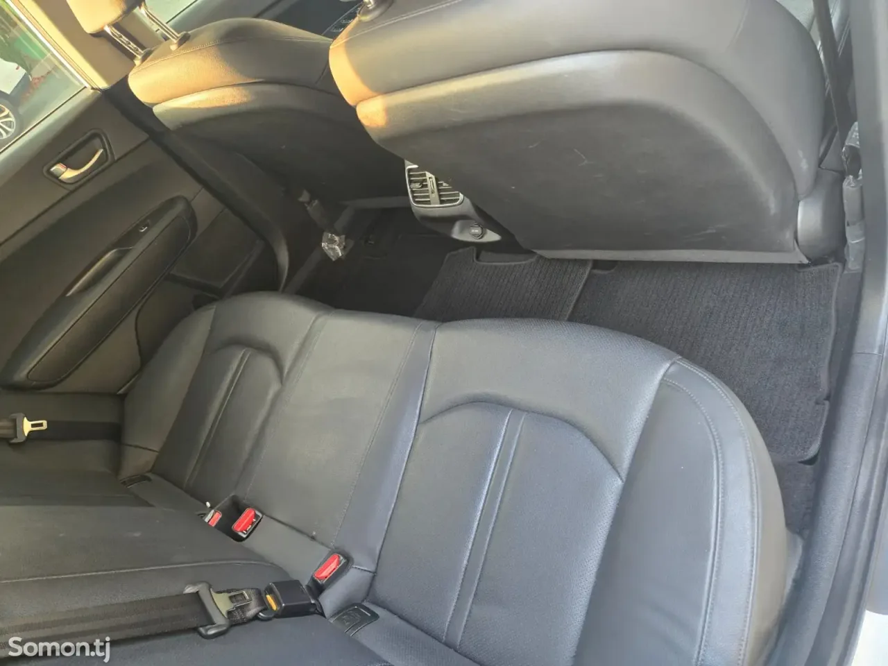Kia K5 2018 · 2.0 AT