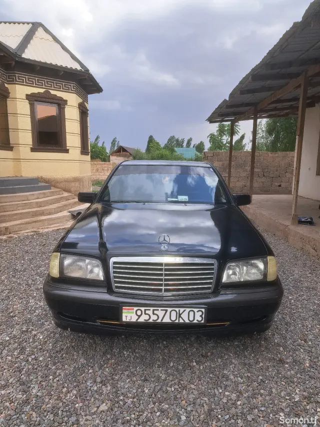 Mercedes-Benz C class 2000 · 1.8 MT