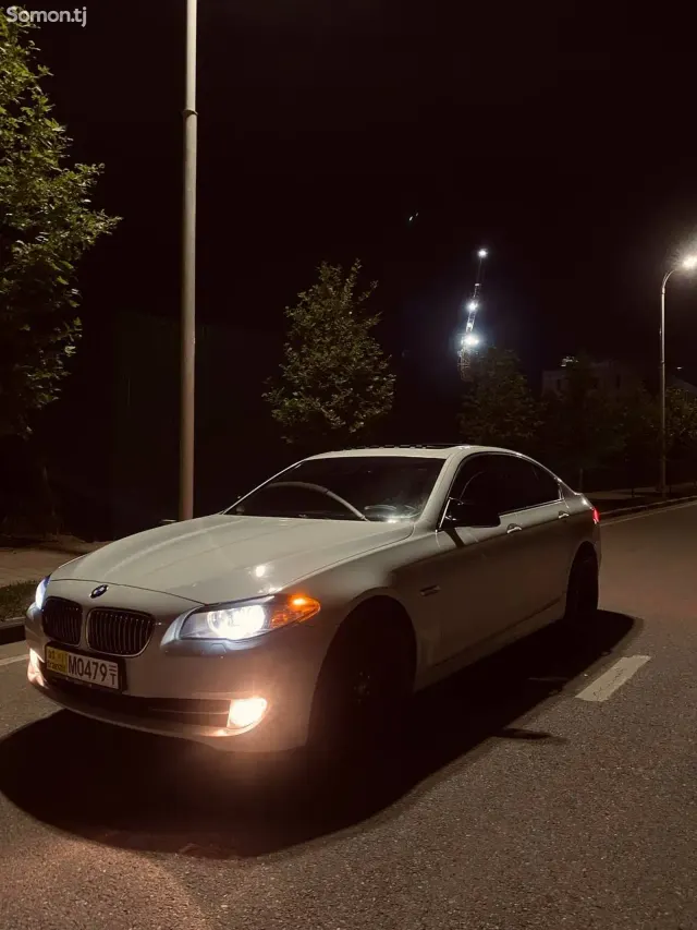 BMW 5 series 2012 · 2.8 AT