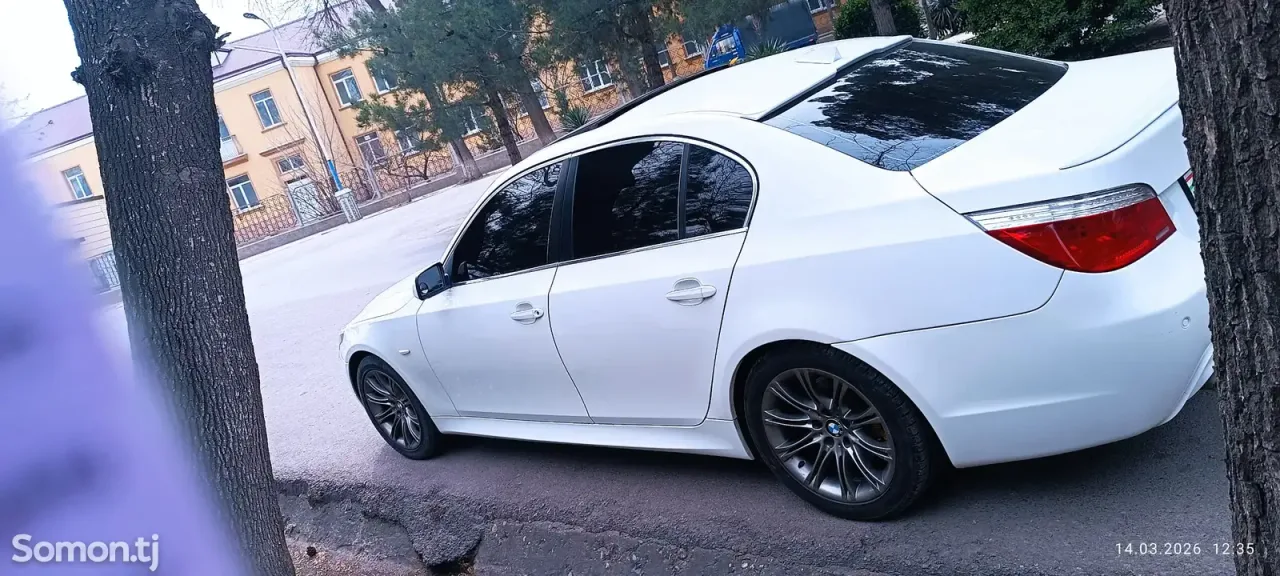 BMW 5 series 2006 · 3.0 AT