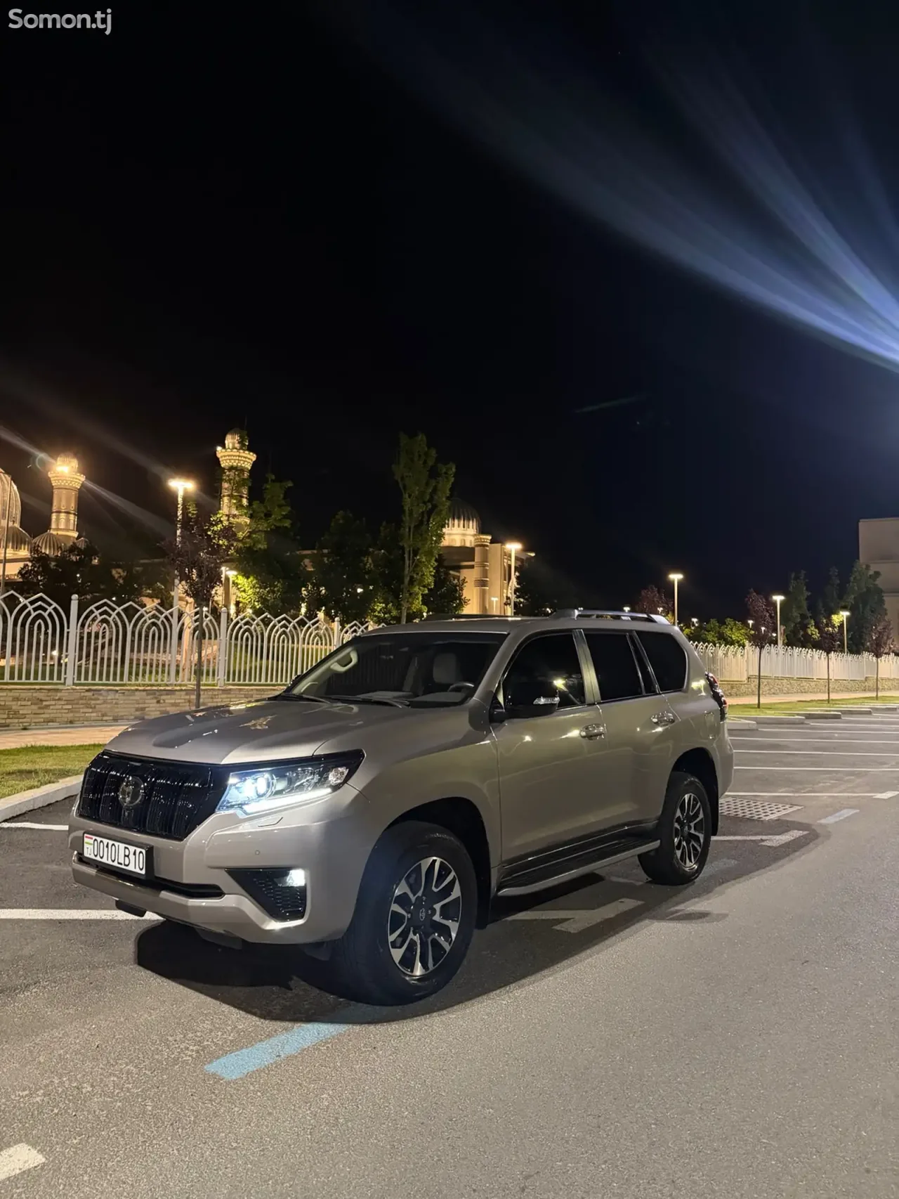 Toyota Land Cruiser Prado 2020 · 2.8 AT