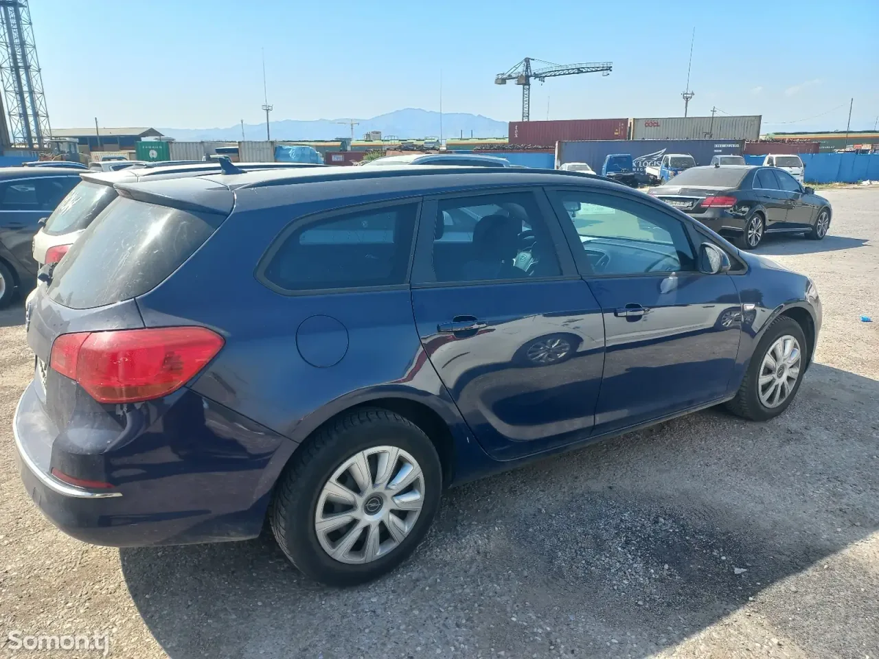 Opel Astra J 2014 · 1.6 AT