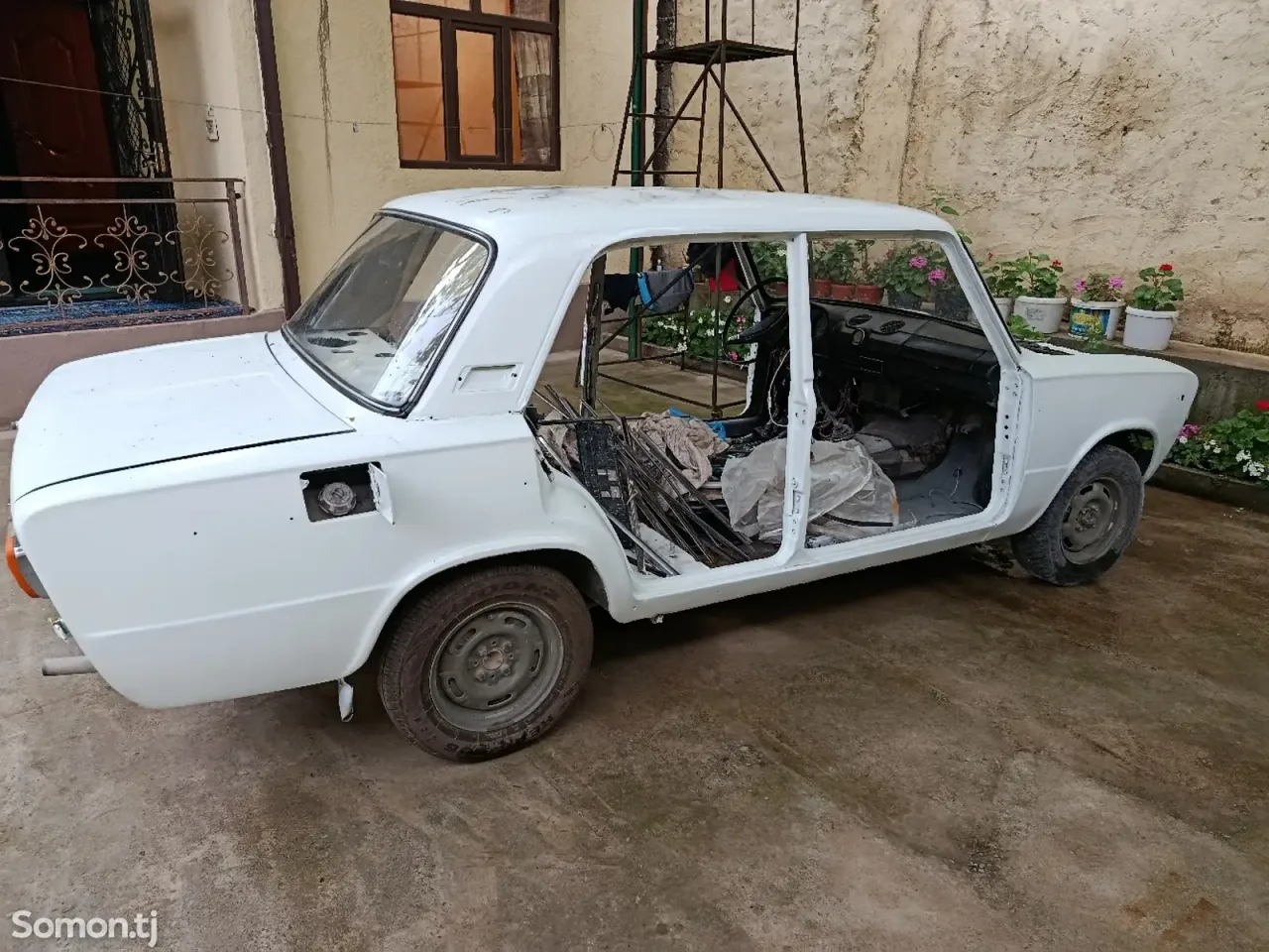 Lada (ВАЗ) 2106 1986 · 1.4 MT