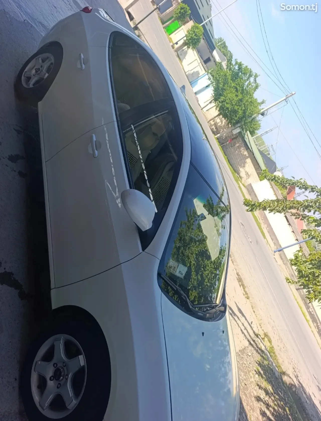Hyundai Elantra 2010 · 1.8 AT