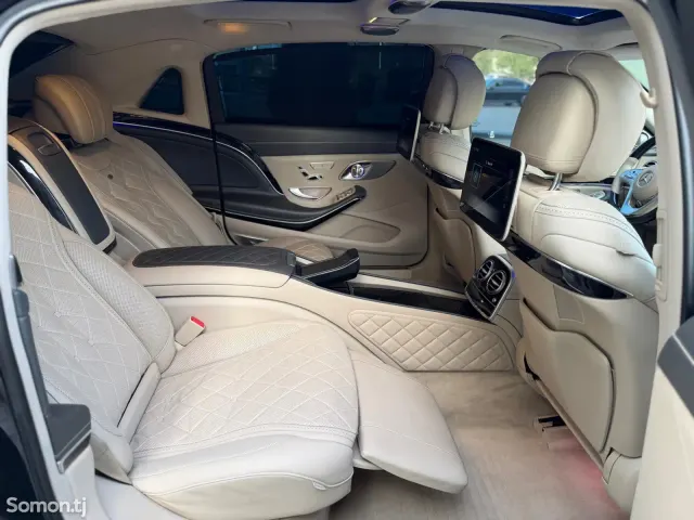 Mercedes-Benz S class 2019 · 5.6 AT