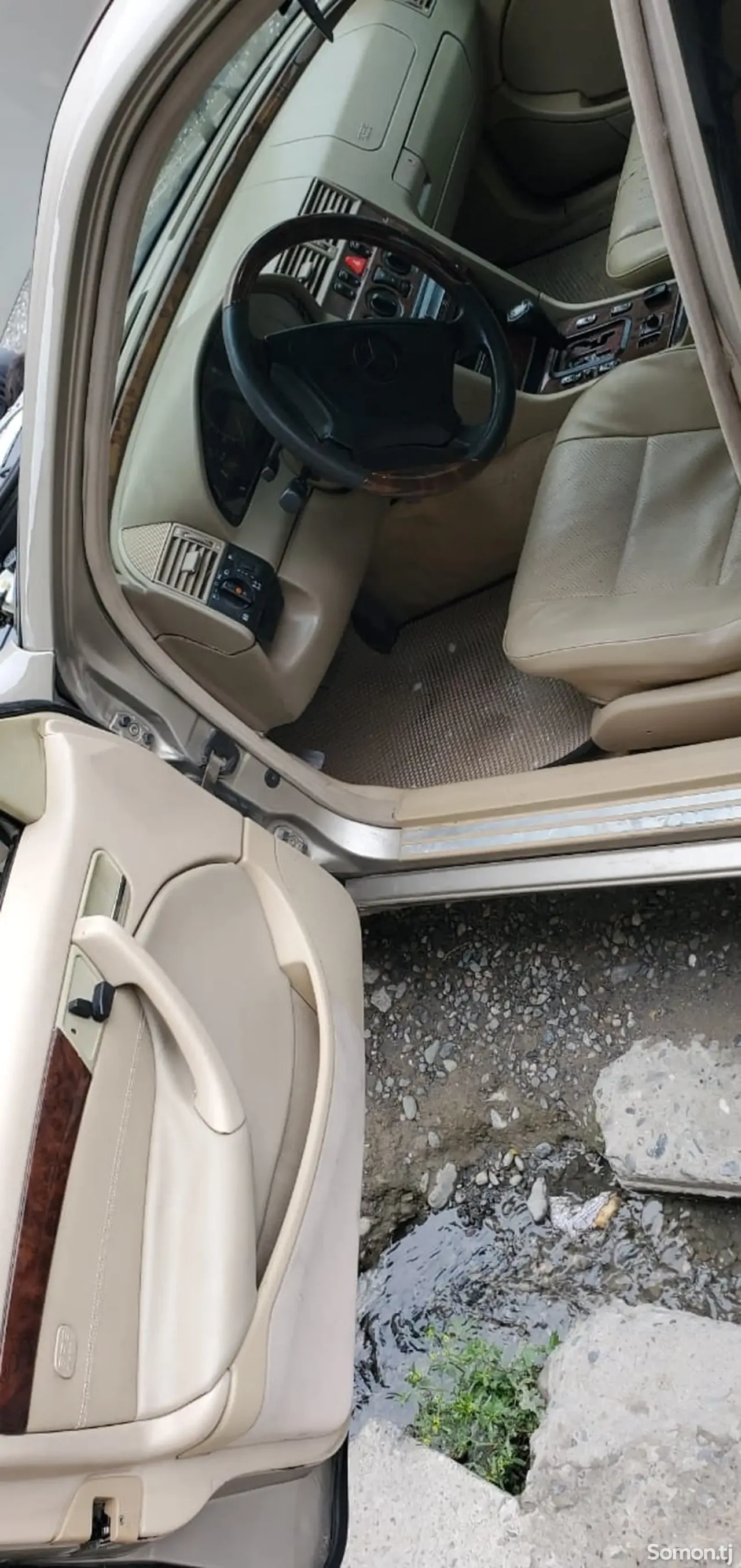 Mercedes-Benz E class 1999 · 2.0 AT