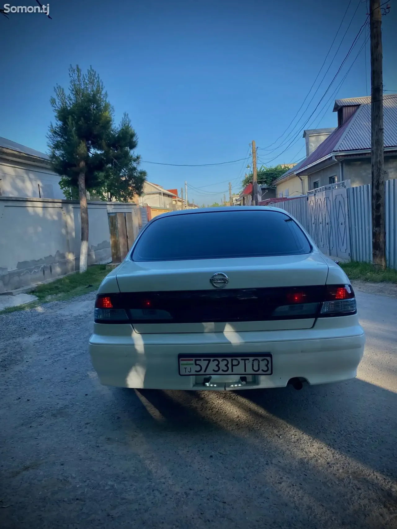 Nissan Cefiro 1997 · 2.0 AT