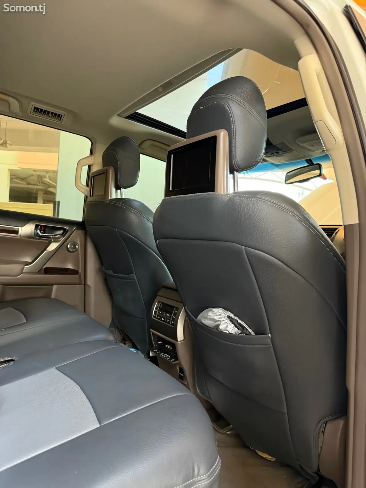 Lexus GX series 2014 · 4.6 AT