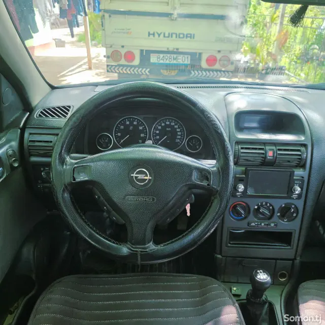Opel Astra G 2003 · 1.6 MT