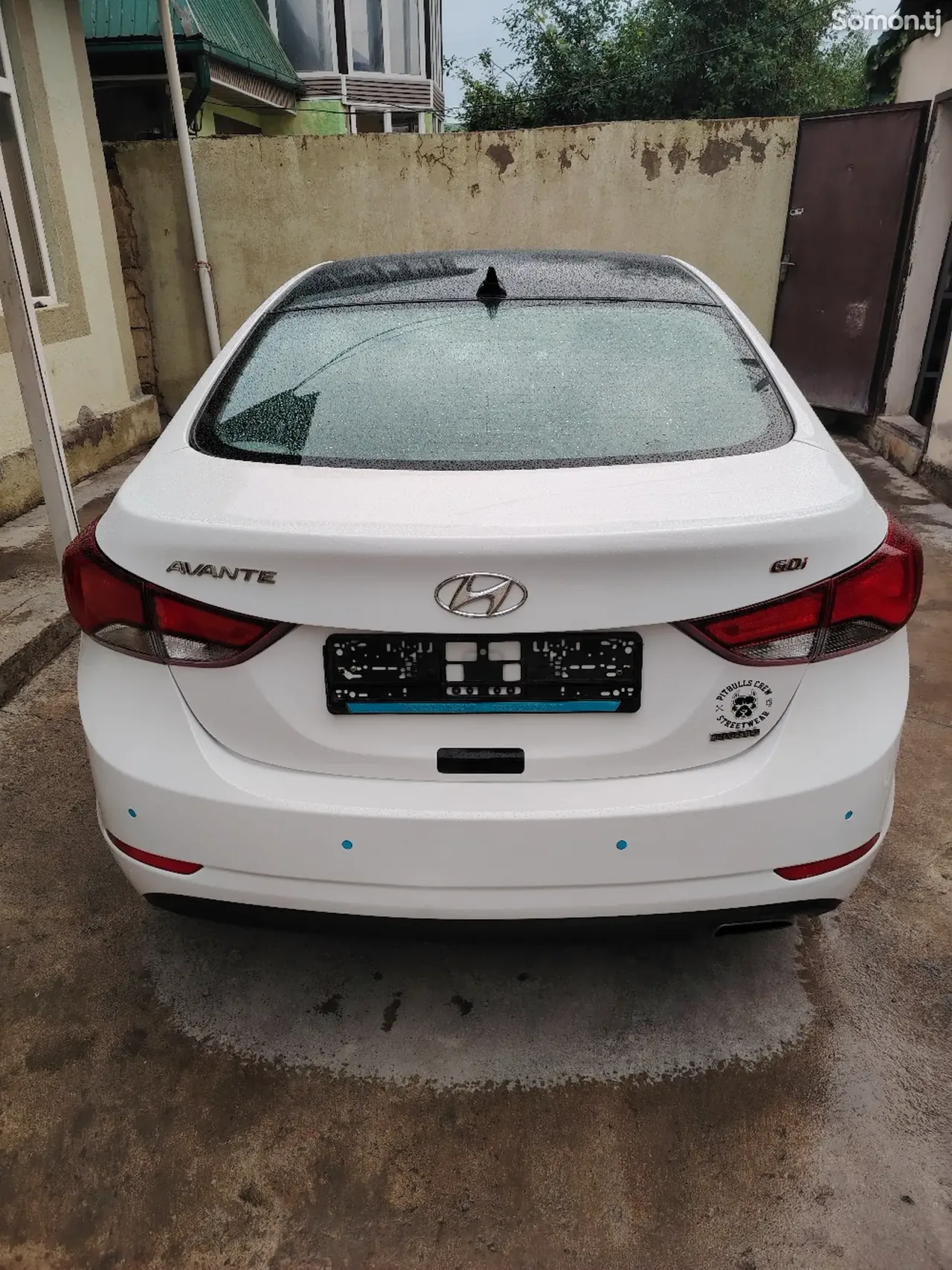 Hyundai Avante 2014 · 1.6 AT
