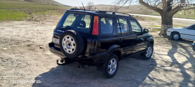 Honda CR-V 2000 · 2.0 MT