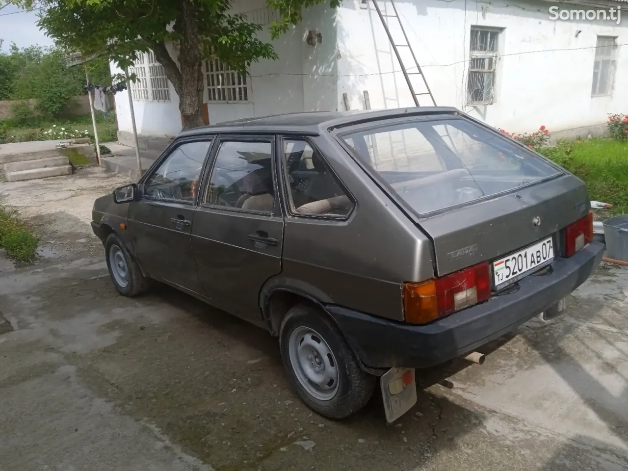 Lada (ВАЗ) 2109 1992 · 1.5 MT