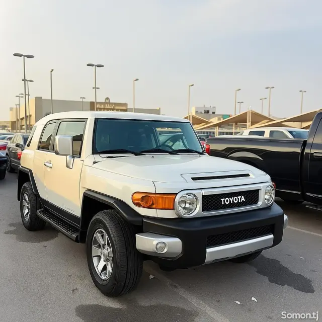 Toyota FJ Cruiser 2015 · 4.0 AT