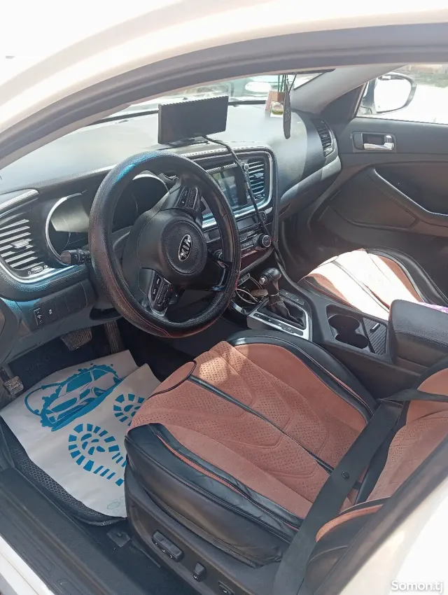 Kia K5 2014 · 2.5 AT