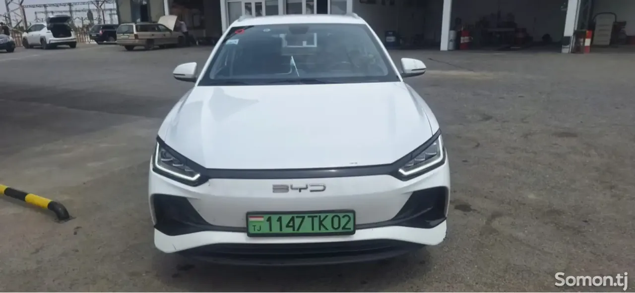 BYD E2 2024 · 2.0 CVT