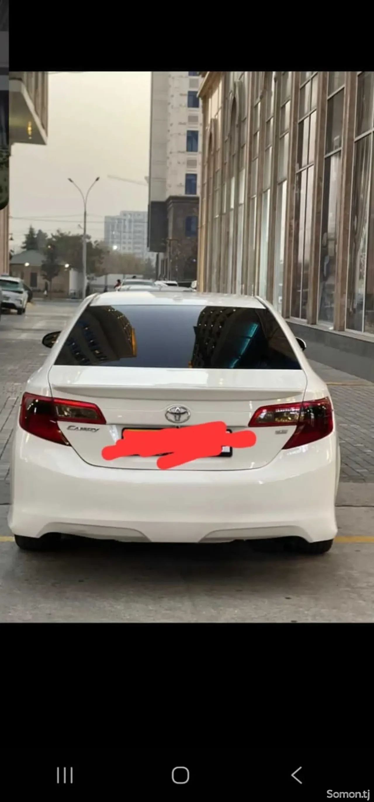 Toyota Camry 2013 · 2.5 AT