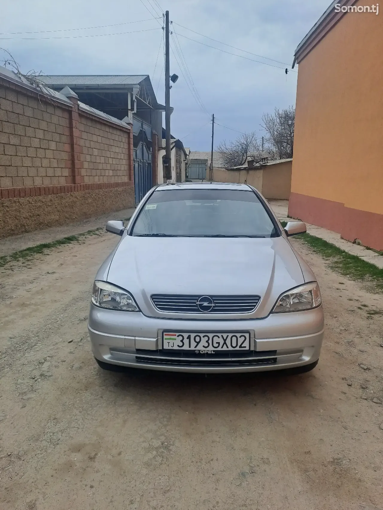Opel Astra G 1998 · 1.6 MT