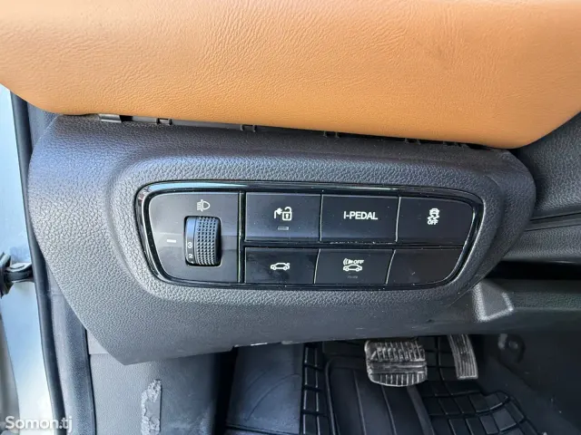 GAC Aion S 2020 · AT