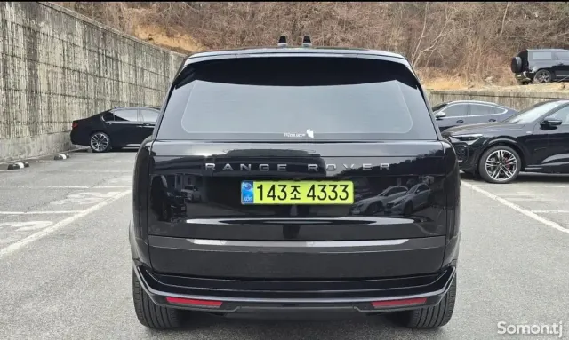 Land Rover Vogue 2025 · 4.4 AT