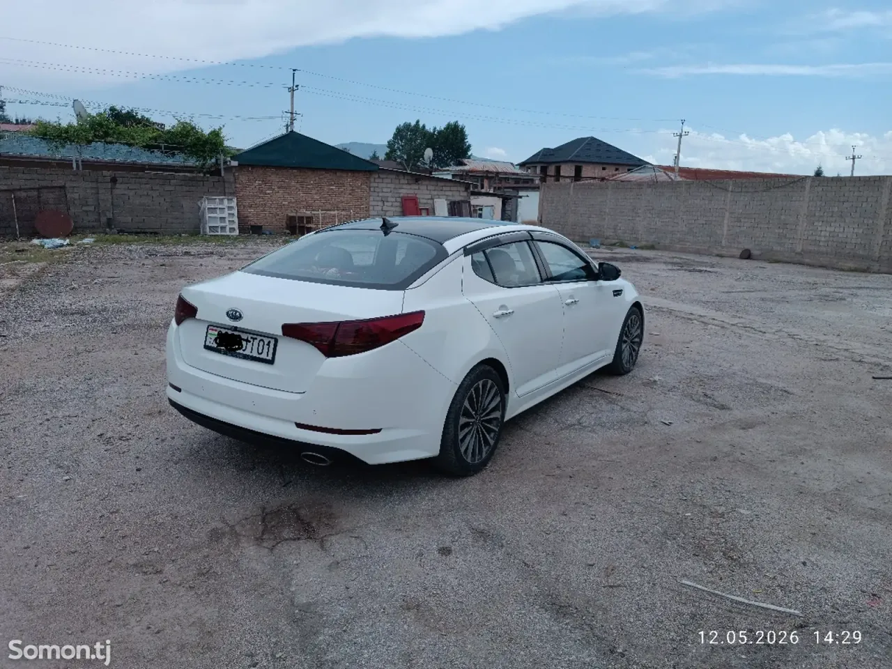 Kia K5 2011 · 2.0 AT