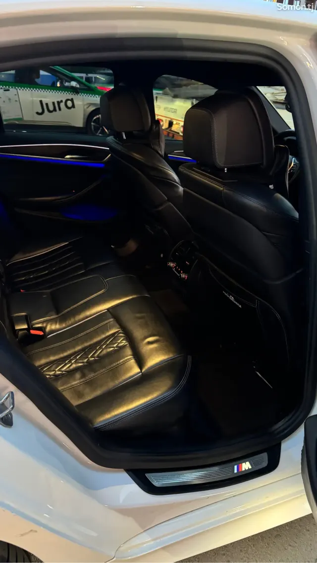BMW 5 series 2017 · 2.0 AT