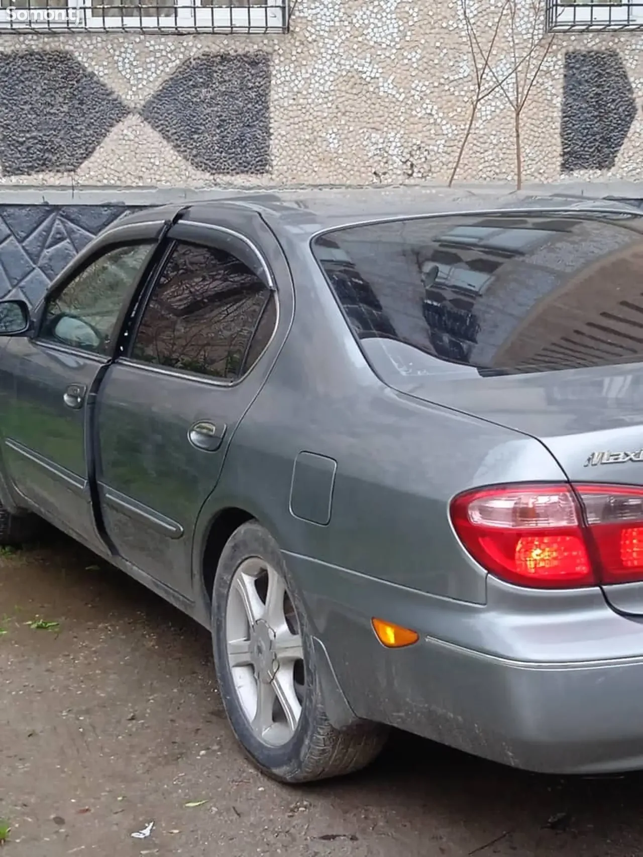 Nissan Maxima 2005 · 3.0 AT
