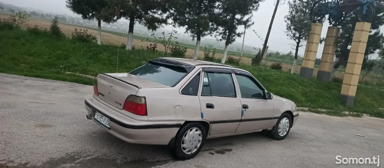 Daewoo Nexia 1996 · 1.6 MT